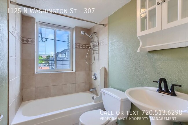 Building Photo - 1125 N Washington St