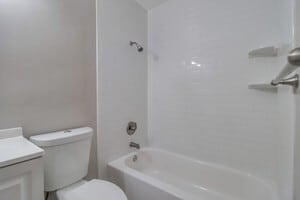 Building Photo - 9813 Medina Dr