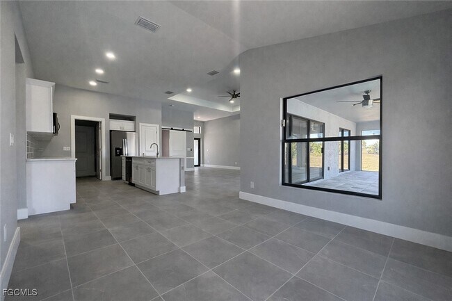 Building Photo - 3545 NW 41st Ave