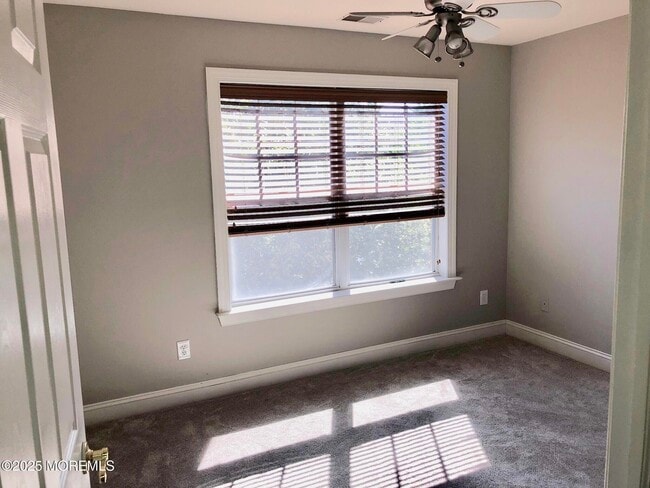 Building Photo - 112 Central Ave