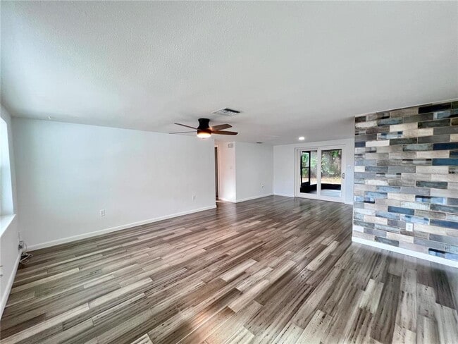 Building Photo - 5703 Andrea Dr