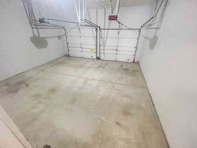 Building Photo - Alpharetta - 3BR - Finished Basement!