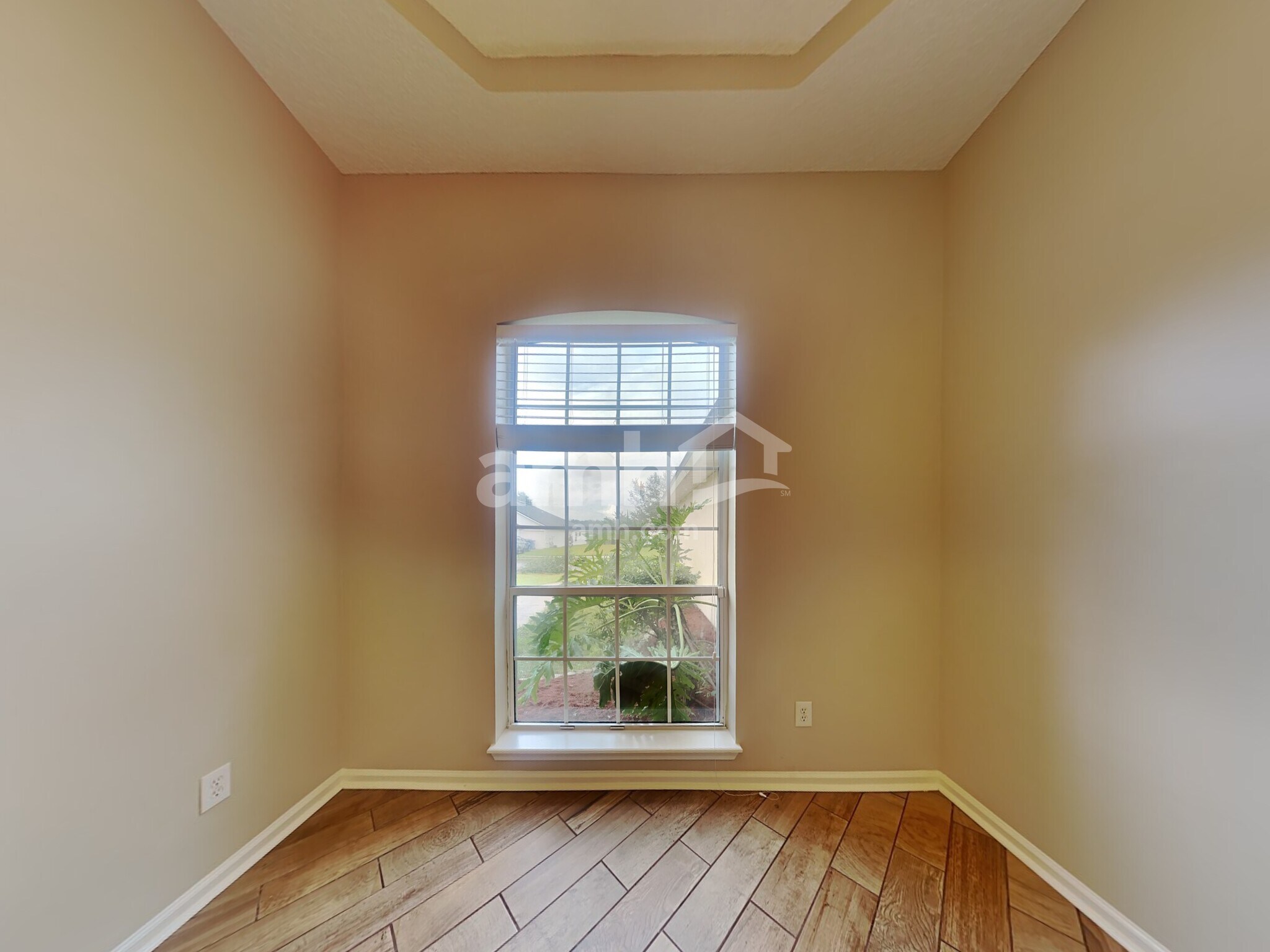 Building Photo - 13839 Fish Eagle Dr W