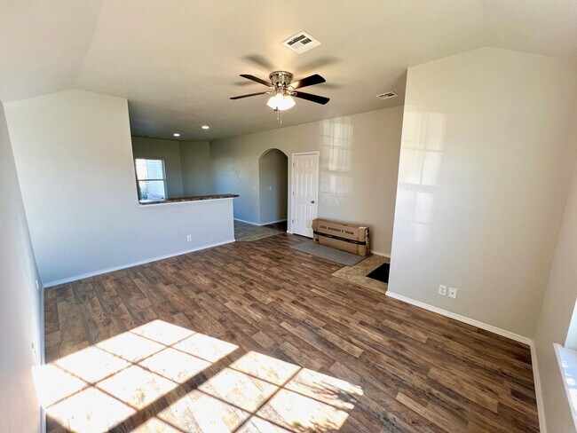 Building Photo - Well-maintained 3-bedroom, 2-bath single-story home built in 2016.