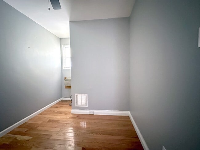 Building Photo - 338 Snyder Ave