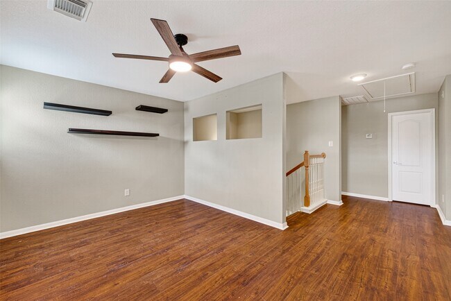 Building Photo - 3934 Brook Garden Ln