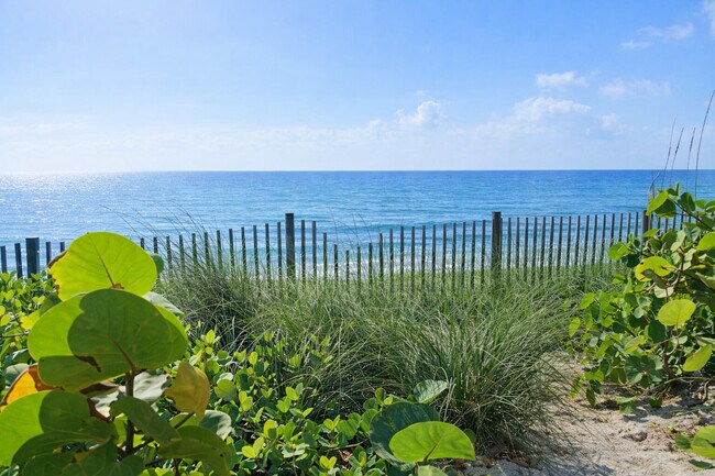 Building Photo - 141 Waterside Dr