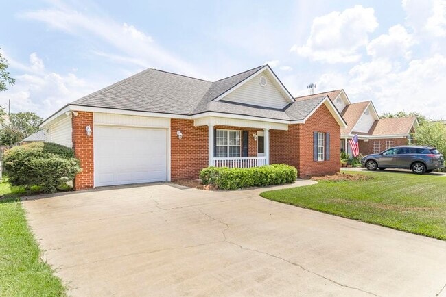 Building Photo - 104 Cello Ln