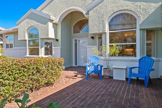 Building Photo - 13 Cleveland Ct