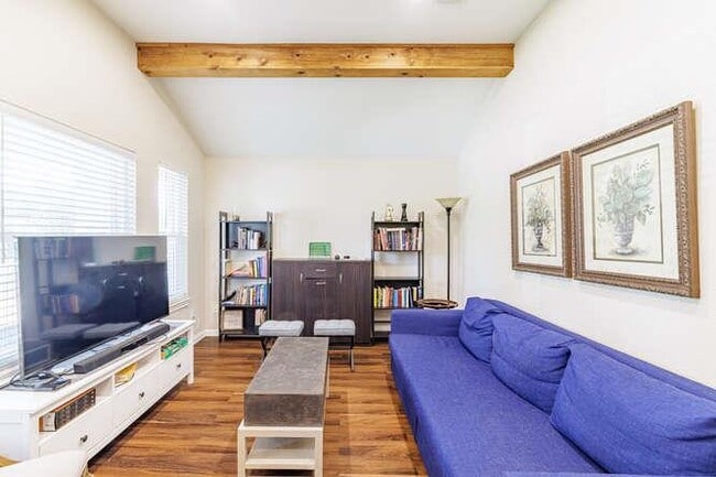 Building Photo - 213 Chandler Crossing Trail