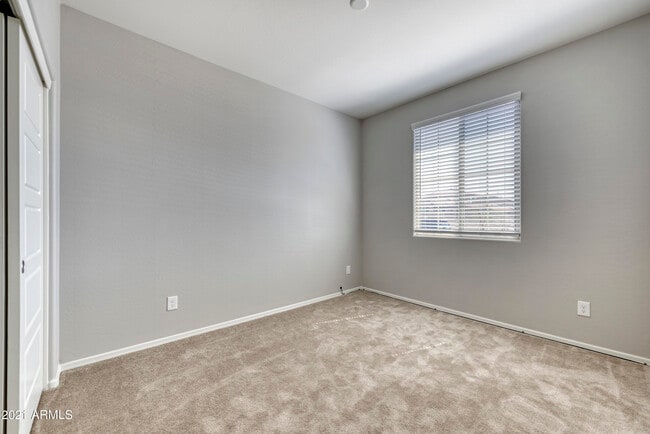 Building Photo - 8410 W Palmaire Ave