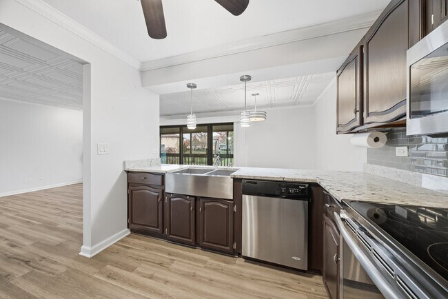 Building Photo - 15700 86th Ave