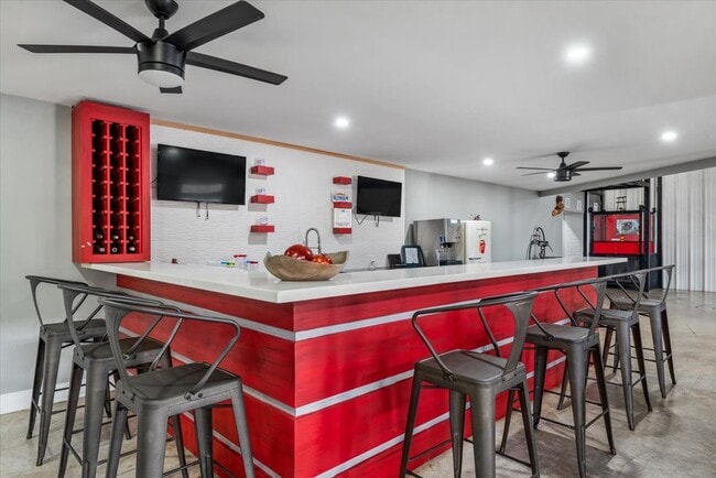 Building Photo - 30400 Highland Blvd