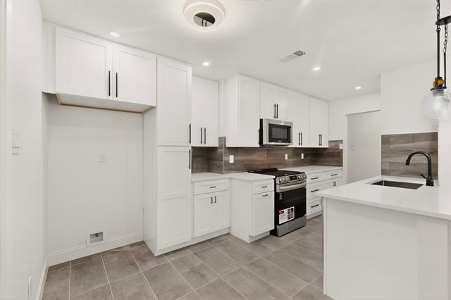 Building Photo - 2210 Placid Dr