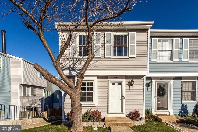 Building Photo - 1619 10th St S