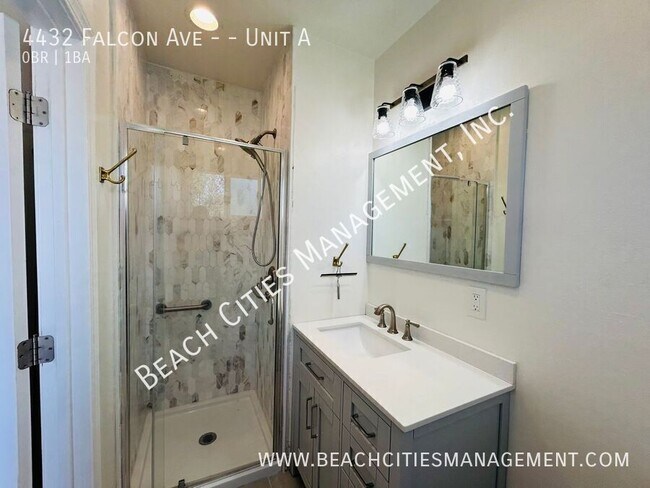 Building Photo - 4432 Falcon Ave