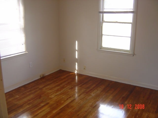 Building Photo - 154 E 44th St