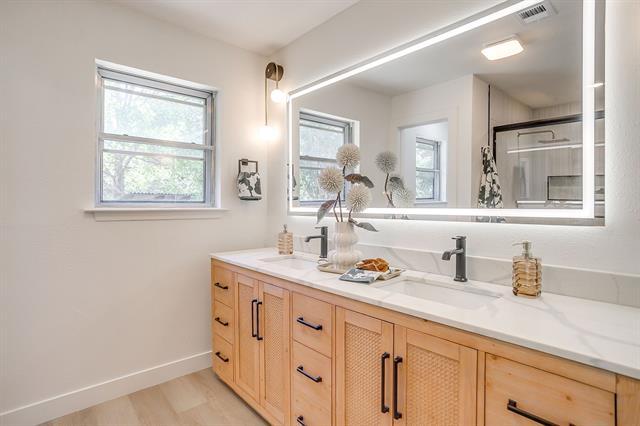 Building Photo - 3040 Tex Blvd