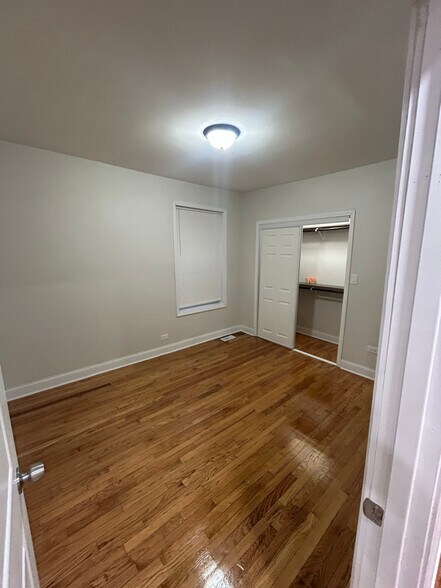 Building Photo - 51 W 74th St