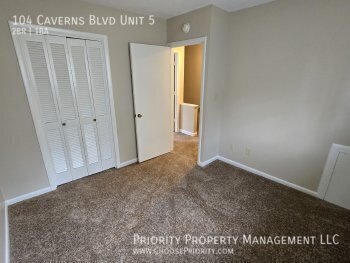 Building Photo - 2BR 1BA Townhome, Grottoes