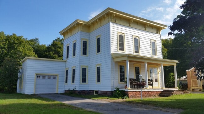 Primary Photo - 68 Riverside Drive