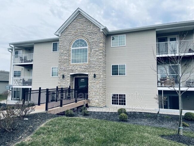 Primary Photo - 1065 Wellington Dr