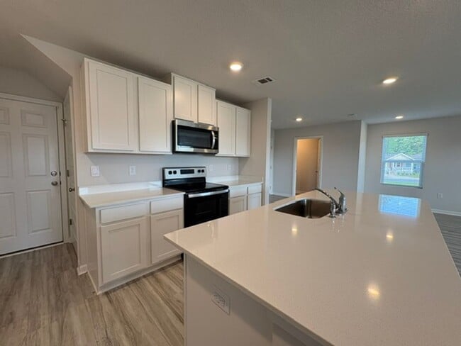 Building Photo - 2637 Saltgrass Wy