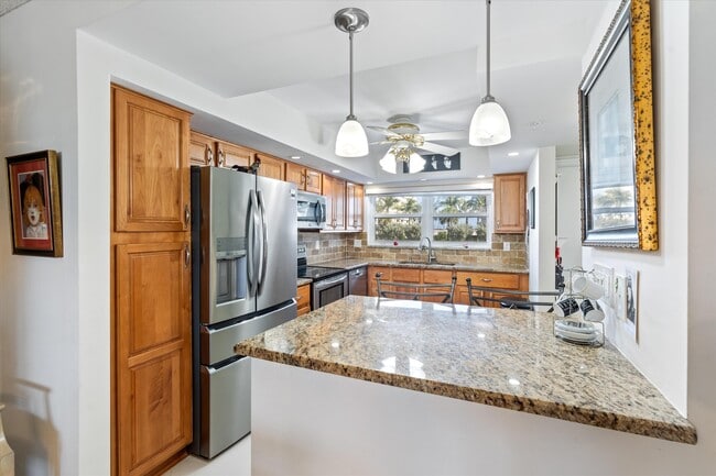 Building Photo - 3224 S Ocean Blvd