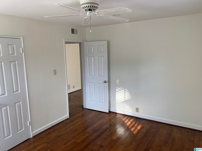 Building Photo - 204 Fox Hall Rd
