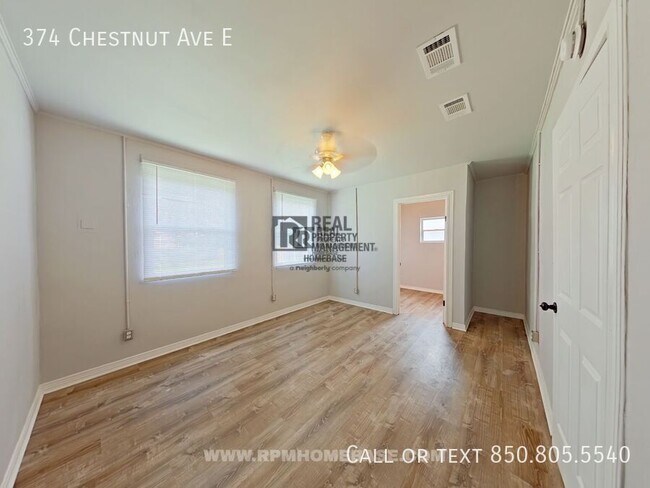 Building Photo - 374 Chestnut Ave E
