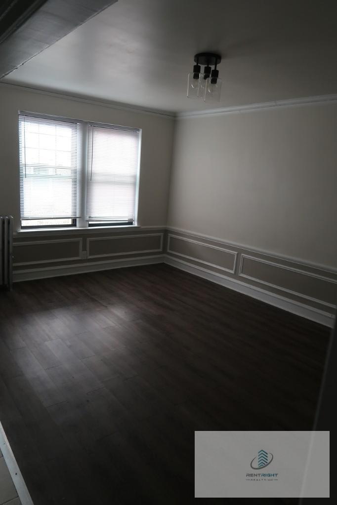 Building Photo - 5301 N Ashland Ave