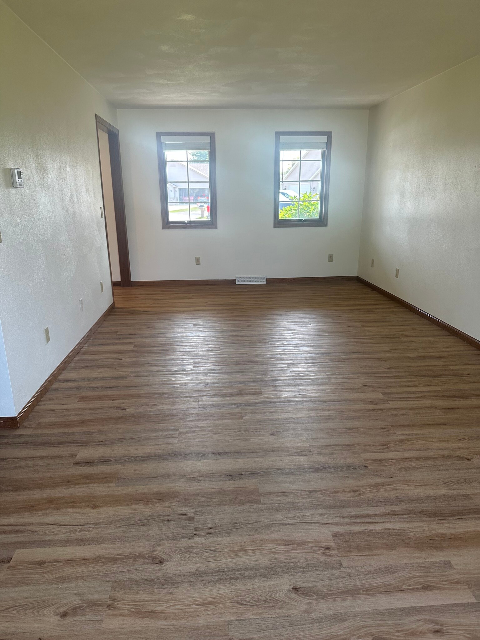 Building Photo - N511 Willowcrest Ct