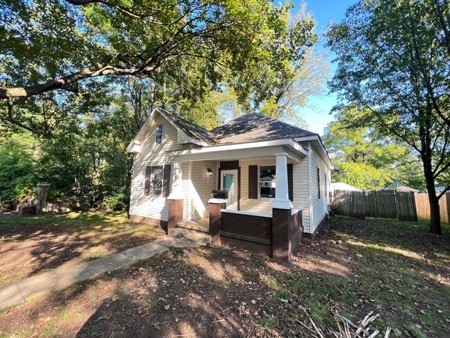 Building Photo - 3 Bed 1 Bath For Rent - Springfield