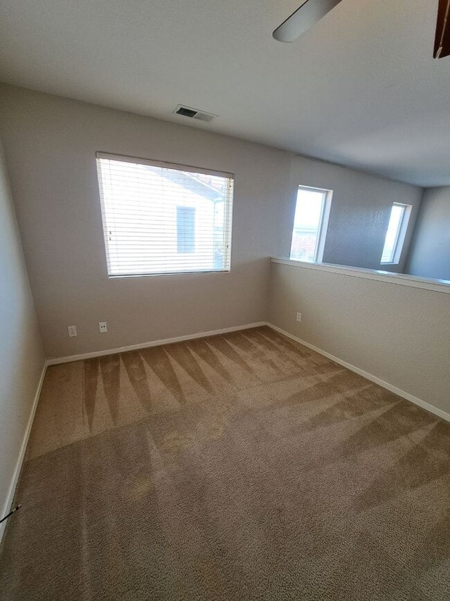 Building Photo - Beautiful 4 Bedroom House Ready To Call Home!