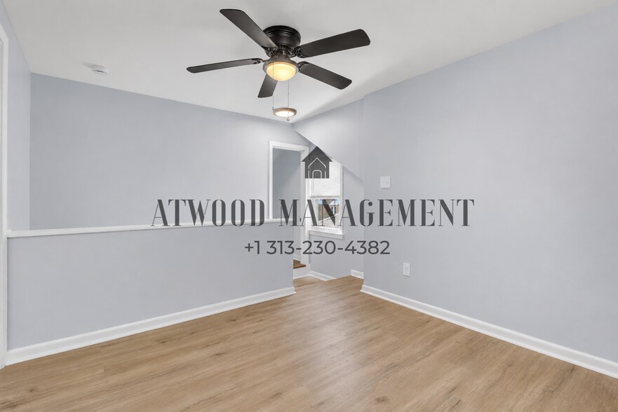 Building Photo - This beautifully updated 3-bedroom, 2-bath single-family home is ready for move-in!