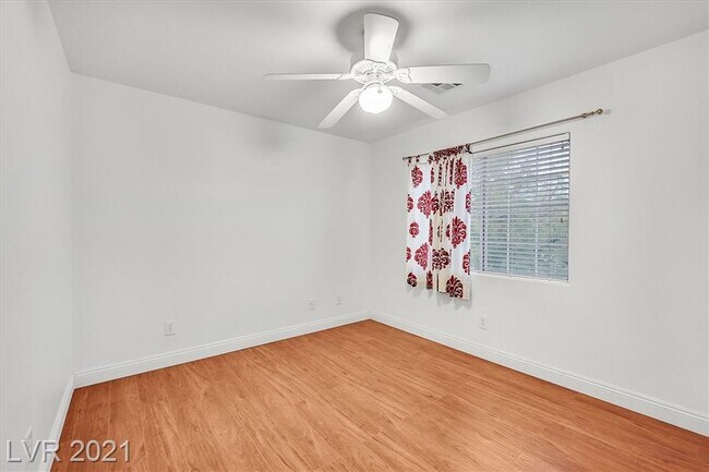 Building Photo - 2290 Bull Lake Dr