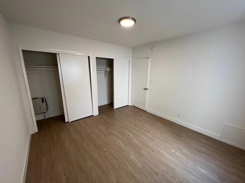 Building Photo - 12714 Matteson Ave