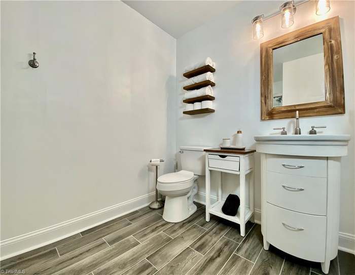 Building Photo - 4732 Tatton Park Cir