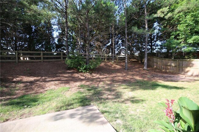 Building Photo - 173 Parkmont Ct