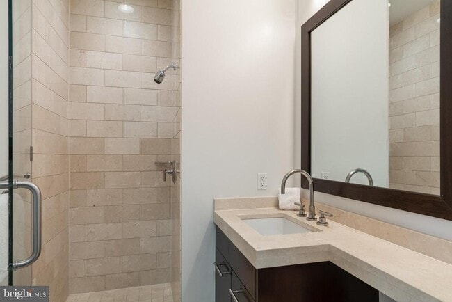 Building Photo - 1414 S Penn Square