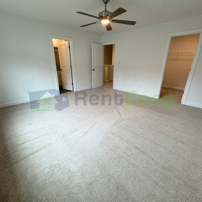 Building Photo - 2414 Trafton Pl