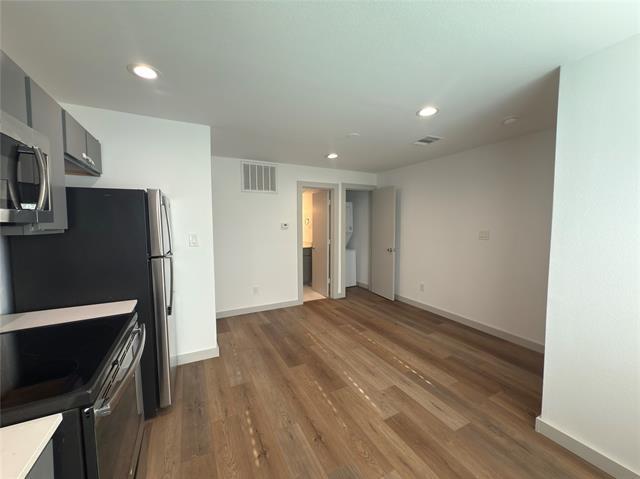 Building Photo - 4526 Munger Ave