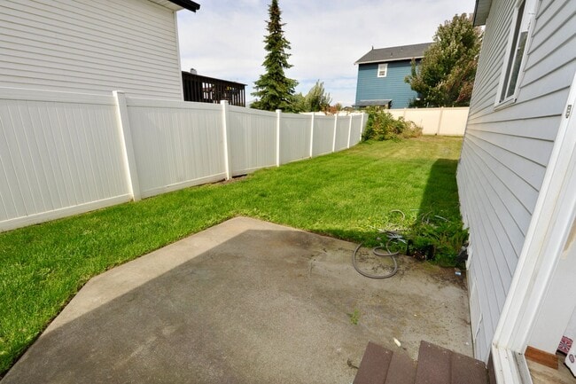 Building Photo - 7682 N Joanna Dr