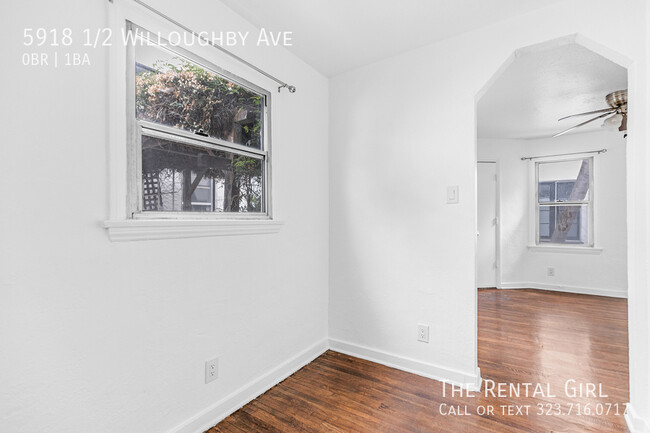 Building Photo - 5918 1/2 Willoughby Ave-