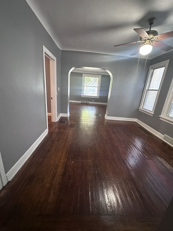 Building Photo - 3816 Archwood Ave
