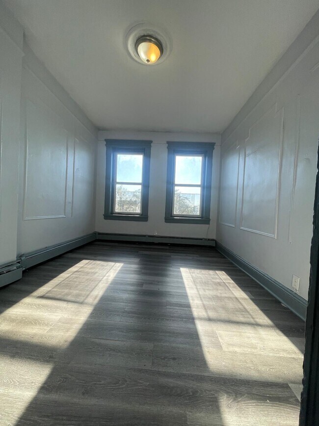 Building Photo - 290 Martin Luther King Jr Dr