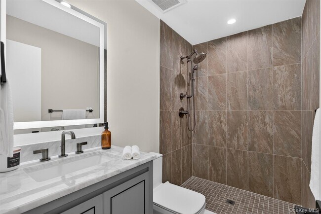 Building Photo - 24 Wildwood Dr