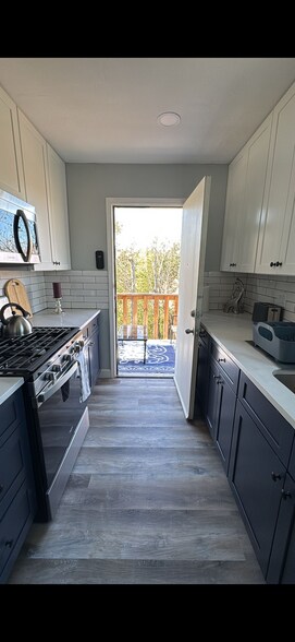 Building Photo - 3004 Matador Dr