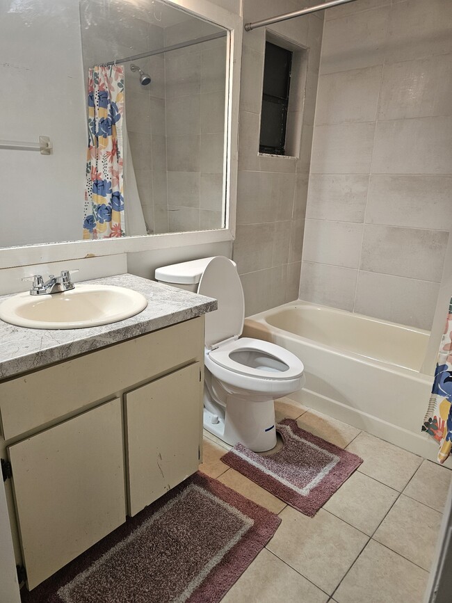 Bathroom 2 - 5413 Britan Dr