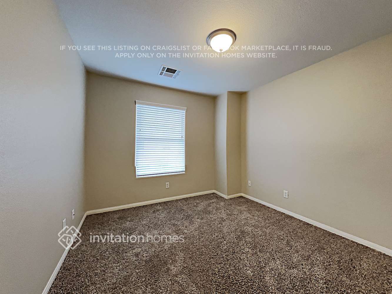 Building Photo - 1275 Sand Castle Ave
